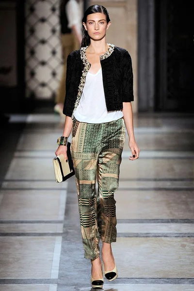 Look 37
